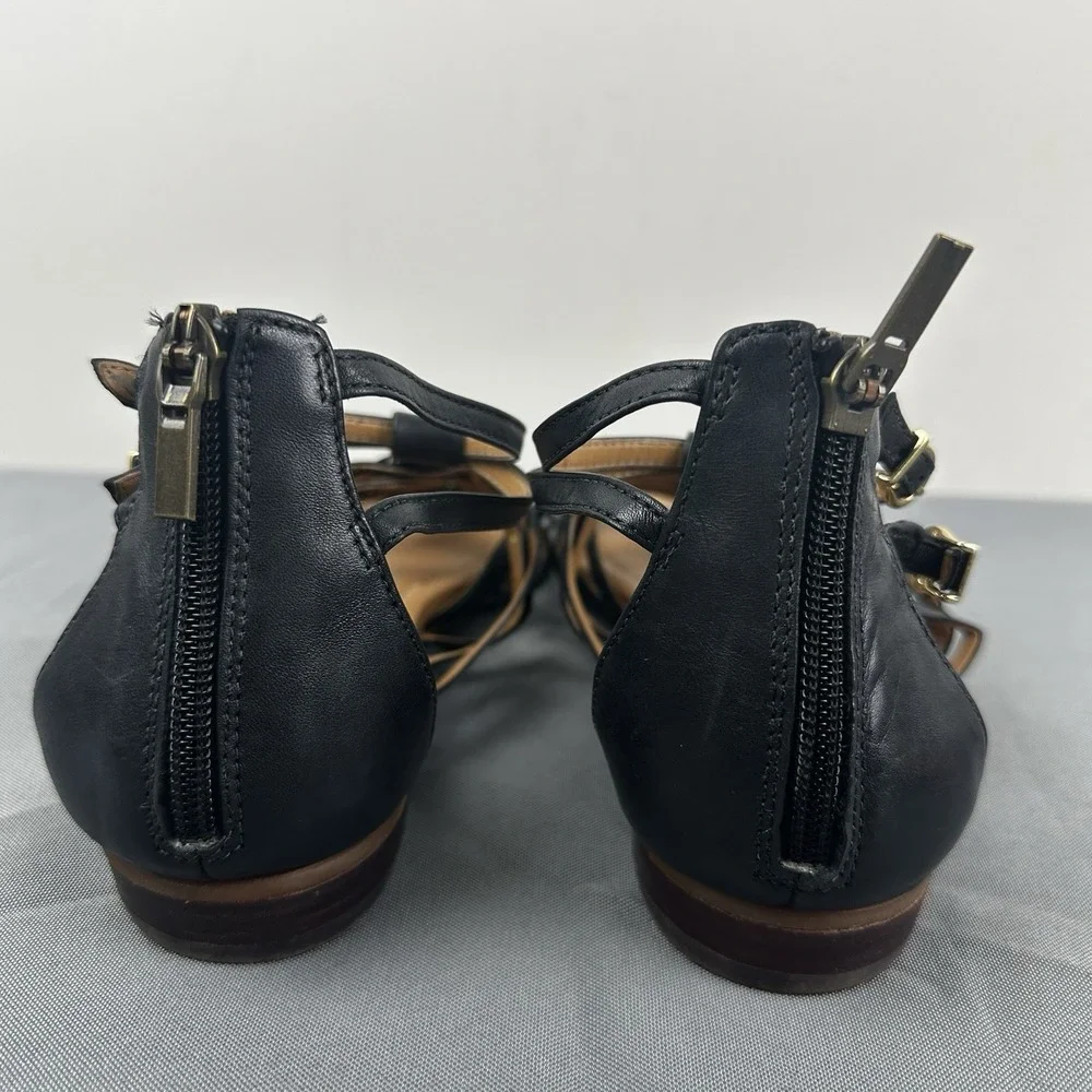 CLARKS ARTISAN Sandals SIZE: 9 M Strappy BLACK Leather Womens Low Heel Comfort